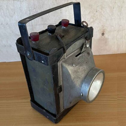 £350 - WW2 Armoured Car Everready Lamp Original US Army Battery Dated Jan 1944 Hellesen